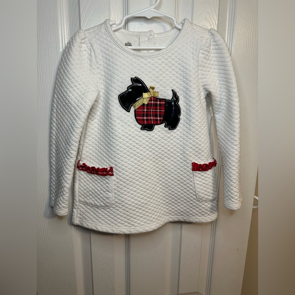 Girls quilted top with Scottish terrier on the front